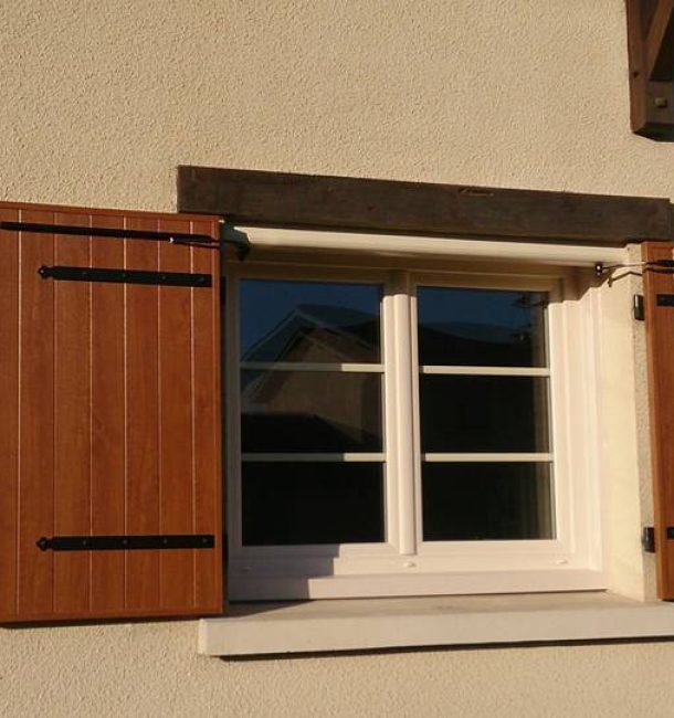 Volets battants motorisés