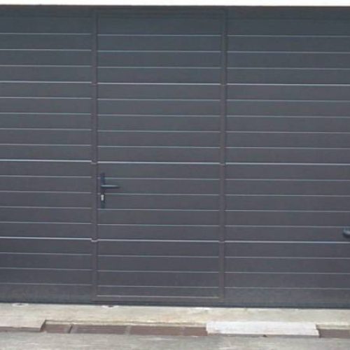 portedegaragejpg_5a748fe949646